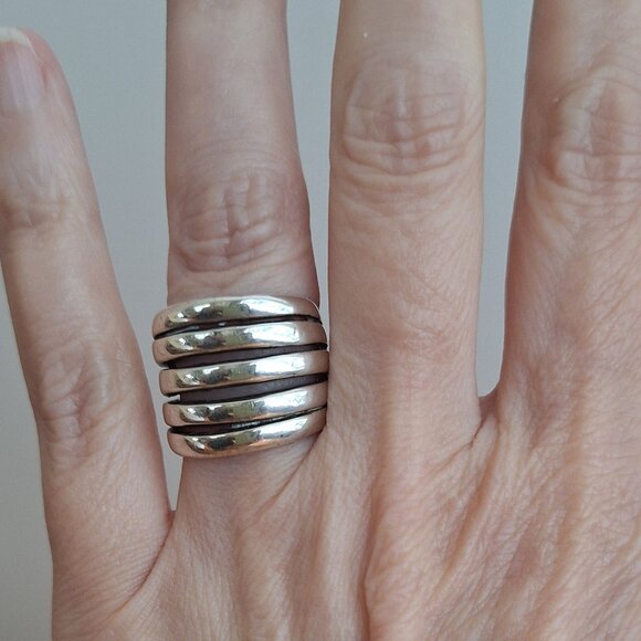 SILVER STACKED RING - Picture 2 of 6